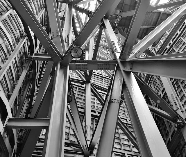 konstruksi atap baja ringan